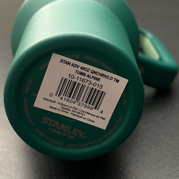 Stanley Alpine Green 40oz Tumbler - Picture 6 of 7